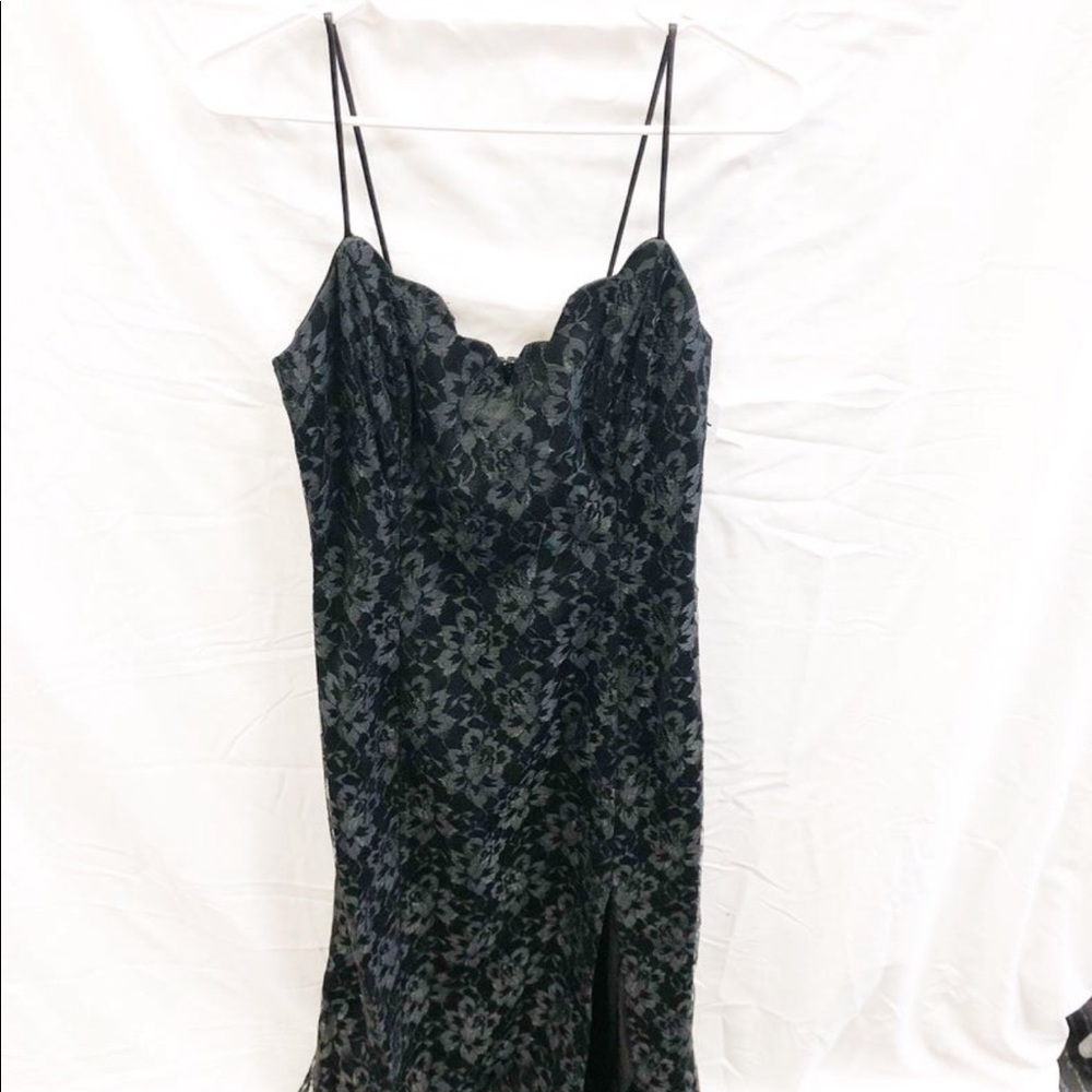 Lace black vintage dress maxi length size medium
